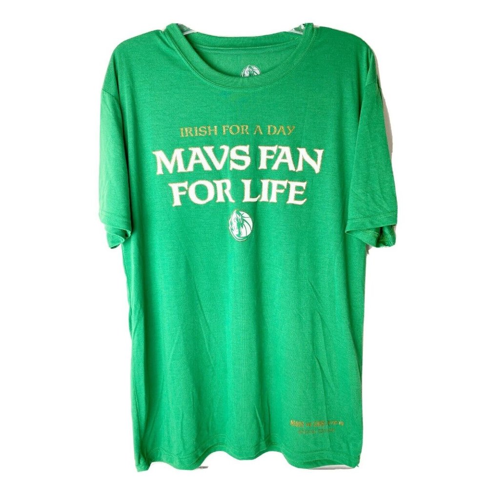 DALLAS MAVERICKS Size XL MAVS "FAN FOR LIFE" Shirt